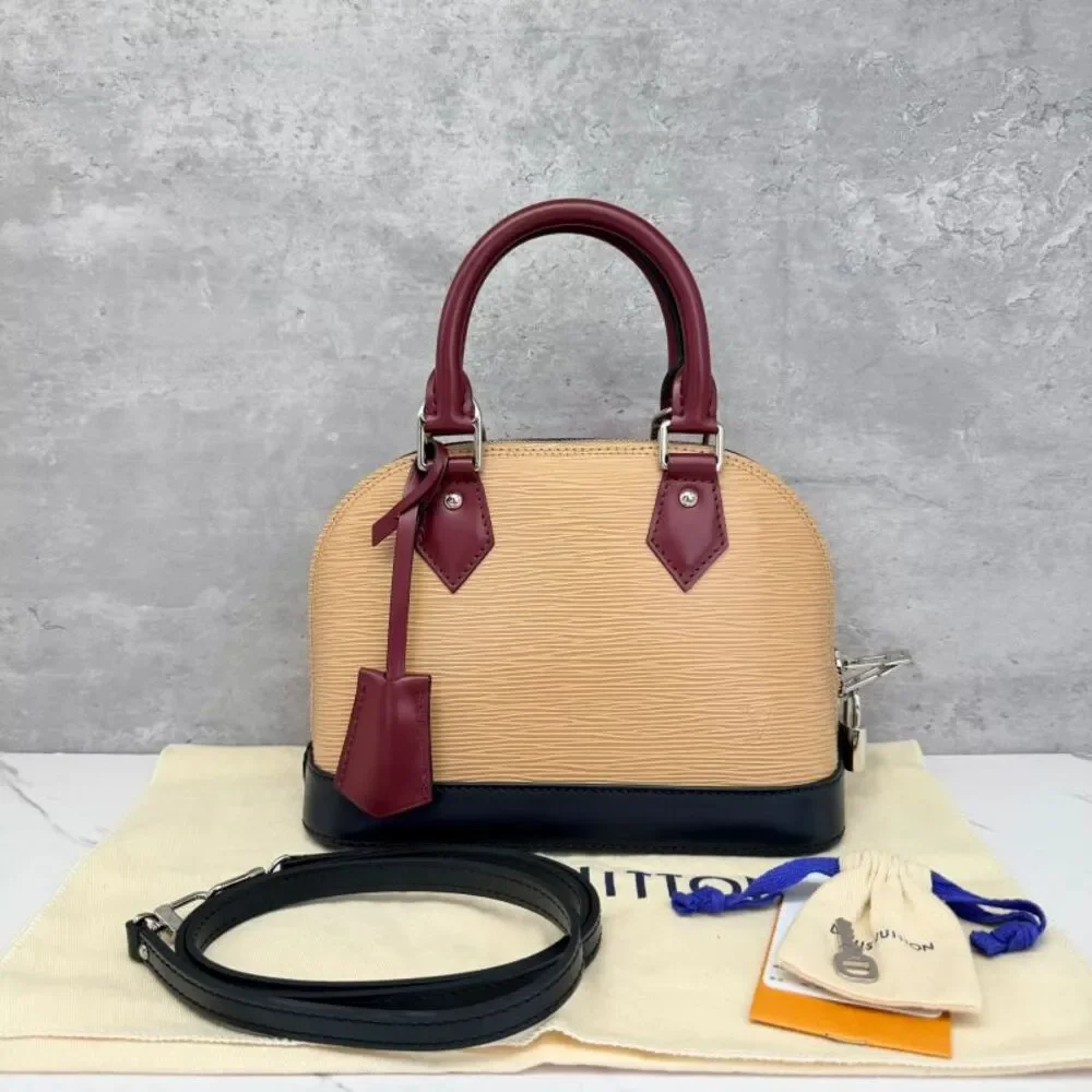 Louis Vuitton Women Pre-Loved Bag Very Good Condition